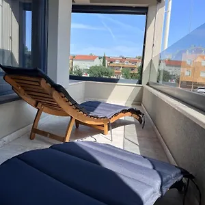  Apartment Cube A
