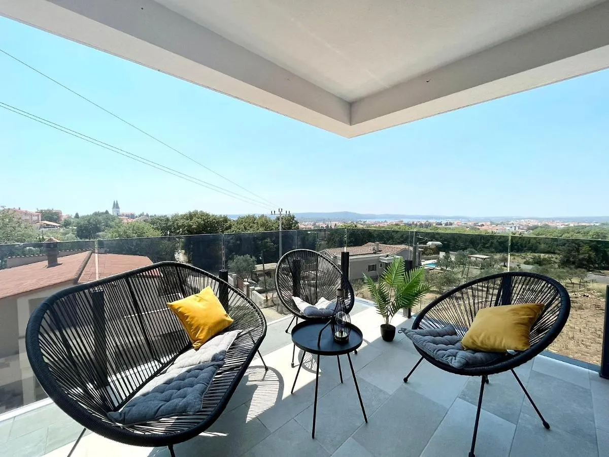 Apartament J&N Hill'S Residence With Swimming Pool Medulin